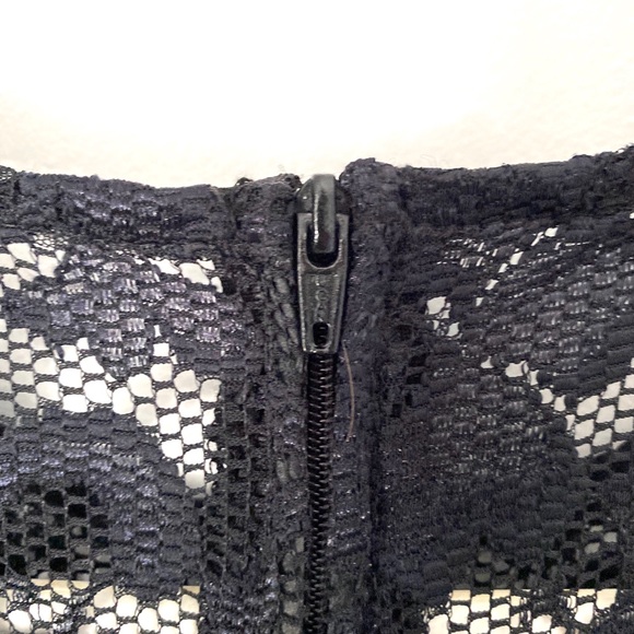 Two piece skirt and cropped tank - Picture 9 of 9